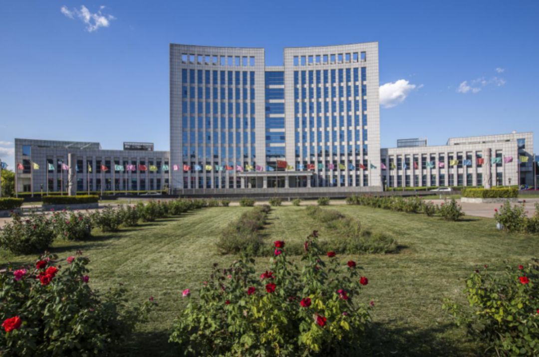 园区环境美 喜迎国庆节(图2)