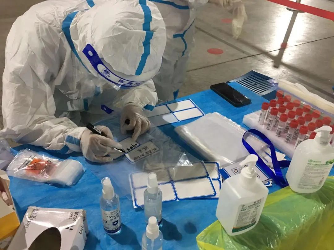 坚守一线，战“疫”到底！(图3)