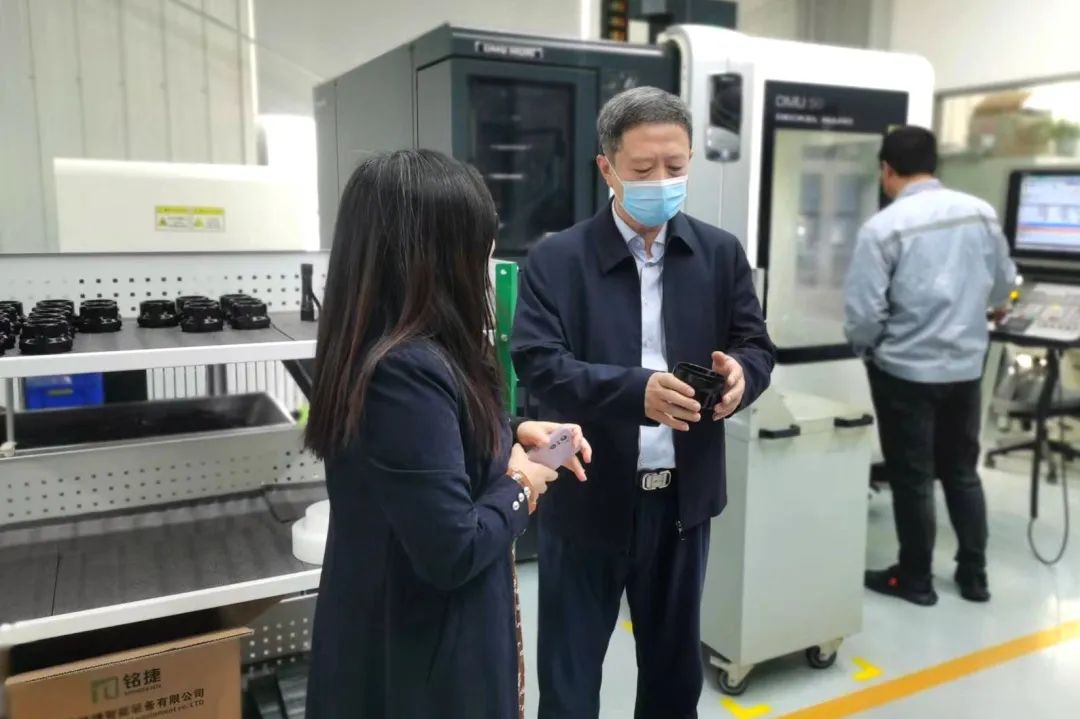 区人大副主任刘殿良到精品人妻少妇嫩草AV无码专区，欧美性夜黄A片爽爽免费视频，欧美成人在线视频，欧美亚韩一区二区三区，欧美成人在线视频......走访调研(图2)