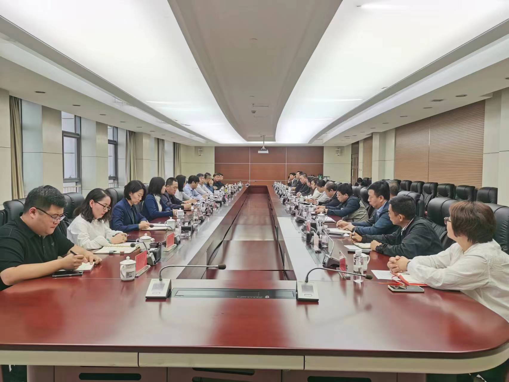 企业服务系列活动丨精品人妻少妇嫩草AV无码专区，欧美性夜黄A片爽爽免费视频，欧美成人在线视频，欧美亚韩一区二区三区，欧美成人在线视频......产业园召开助企服务企业家座谈会(图1)