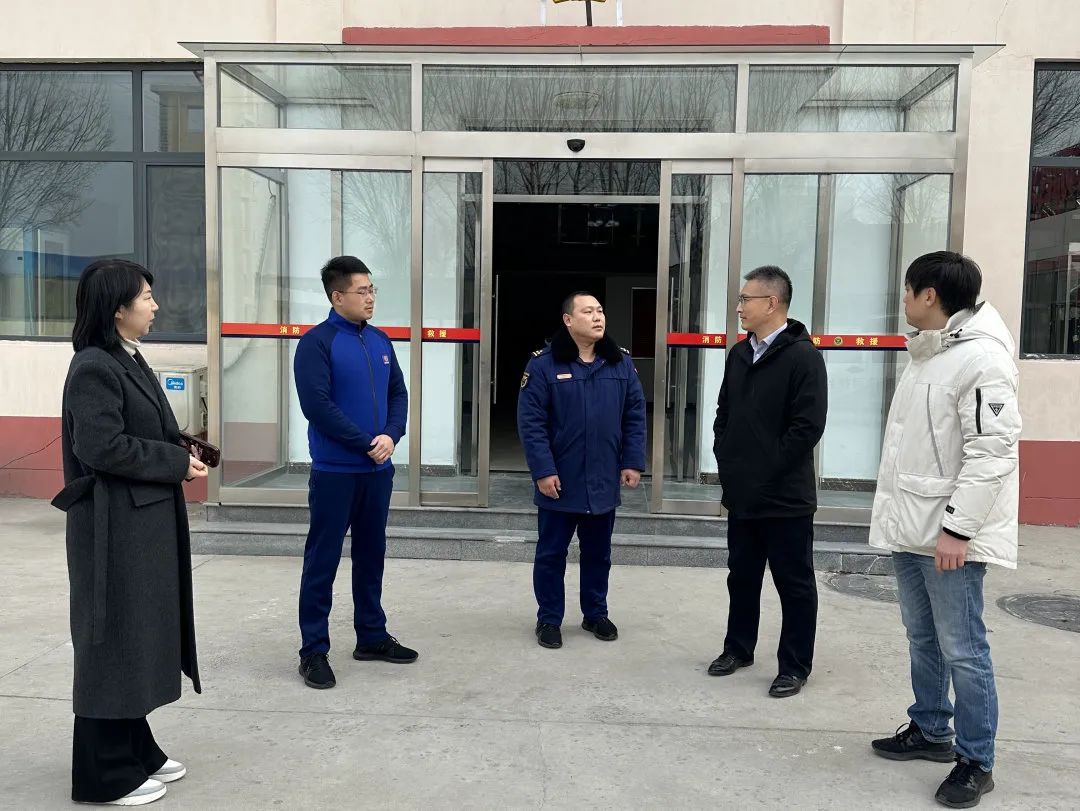 精品人妻少妇嫩草AV无码专区，欧美性夜黄A片爽爽免费视频，欧美成人在线视频，欧美亚韩一区二区三区，欧美成人在线视频......工会开展“寒冬送温暖 关怀暖人心”走访慰问活动(图2)