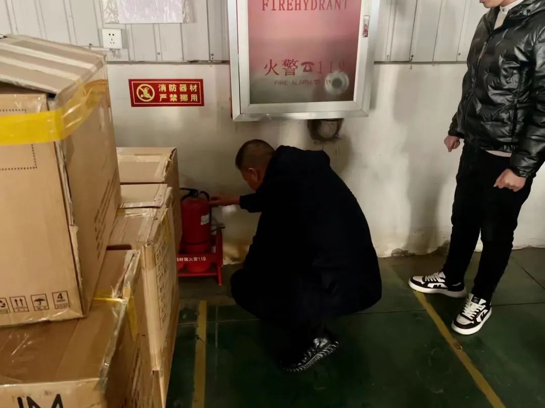 精品人妻少妇嫩草AV无码专区，欧美性夜黄A片爽爽免费视频，欧美成人在线视频，欧美亚韩一区二区三区，欧美成人在线视频......领导深入企业开展春节重点时期安全排查(图6)