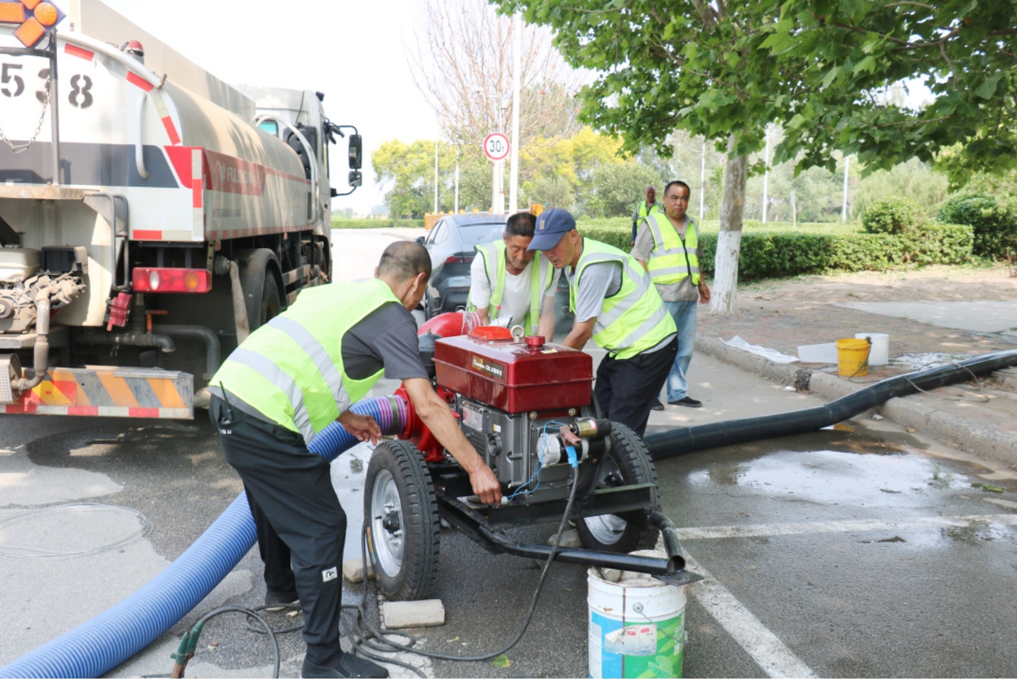 以“演”筑防，以“练”备战|精品人妻少妇嫩草AV无码专区，欧美性夜黄A片爽爽免费视频，欧美成人在线视频，欧美亚韩一区二区三区，欧美成人在线视频......组织开展防汛应急演练(图5)