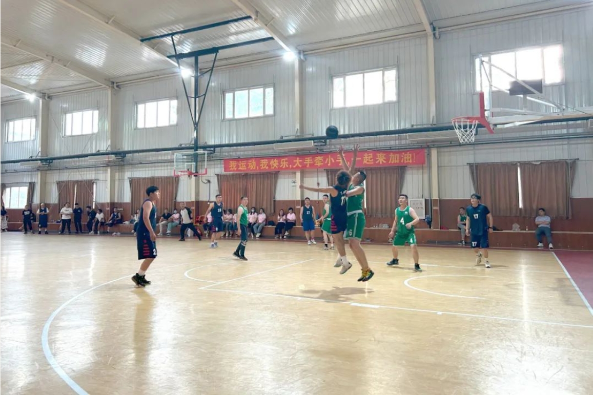 精彩“篮”不住！精品人妻少妇嫩草AV无码专区，欧美性夜黄A片爽爽免费视频，欧美成人在线视频，欧美亚韩一区二区三区，欧美成人在线视频......2024年企业职工篮球赛圆满结束(图3)