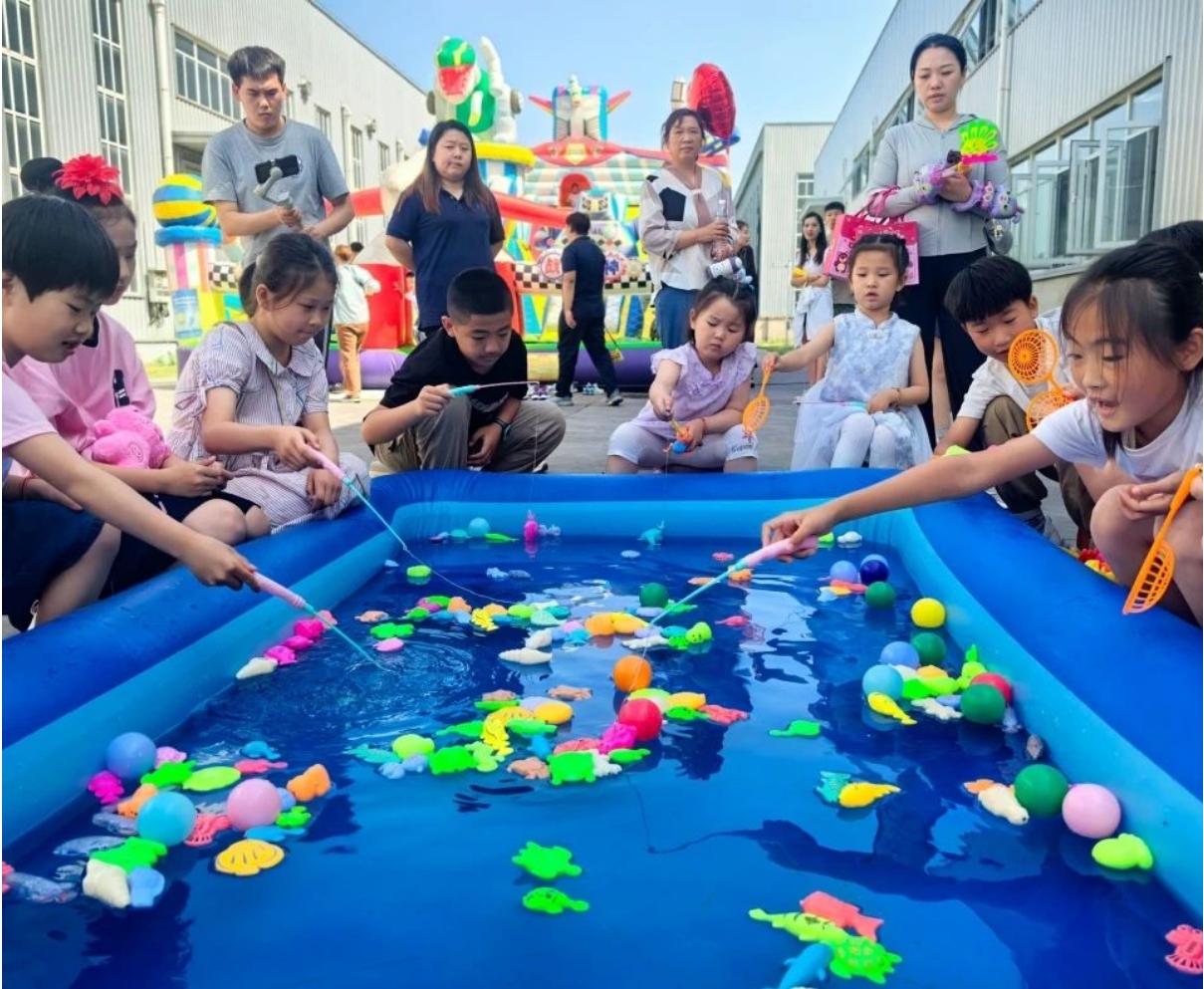 精品人妻少妇嫩草AV无码专区，欧美性夜黄A片爽爽免费视频，欧美成人在线视频，欧美亚韩一区二区三区，欧美成人在线视频......固诺实业举办2024“家企同舟”游园会活动(图12)