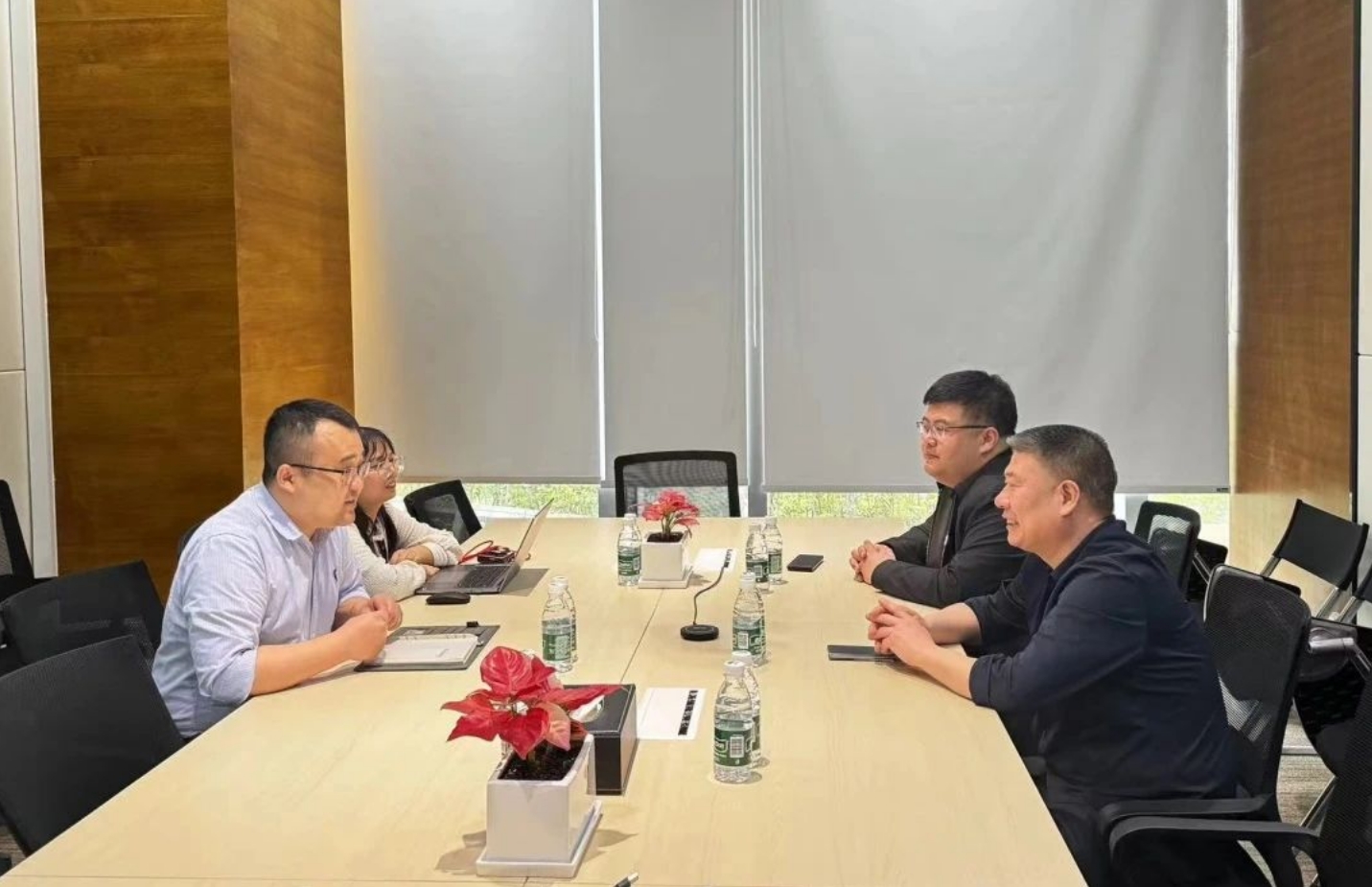 27.73亿元！精品人妻少妇嫩草AV无码专区，欧美性夜黄A片爽爽免费视频，欧美成人在线视频，欧美亚韩一区二区三区，欧美成人在线视频......“期中答卷”出炉→(图3)