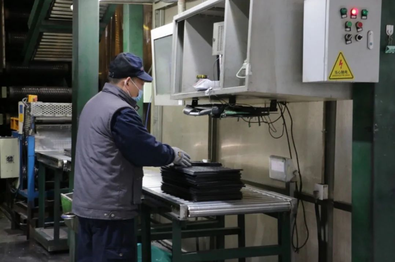 精品人妻少妇嫩草AV无码专区，欧美性夜黄A片爽爽免费视频，欧美成人在线视频，欧美亚韩一区二区三区，欧美成人在线视频......：企业生产“劲头足”， 奋战龙年“开门红”！(图8)