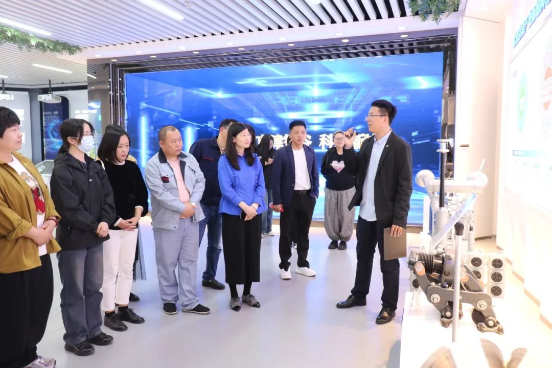 【党建领航促发展】参观学习+廉政谈话，这个党日活动“走实”又“走心”！(图3)