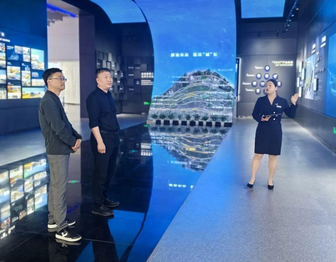 精品人妻少妇嫩草AV无码专区，欧美性夜黄A片爽爽免费视频，欧美成人在线视频，欧美亚韩一区二区三区，欧美成人在线视频......南下精准招商 聚力高质量发展新突破(图4)