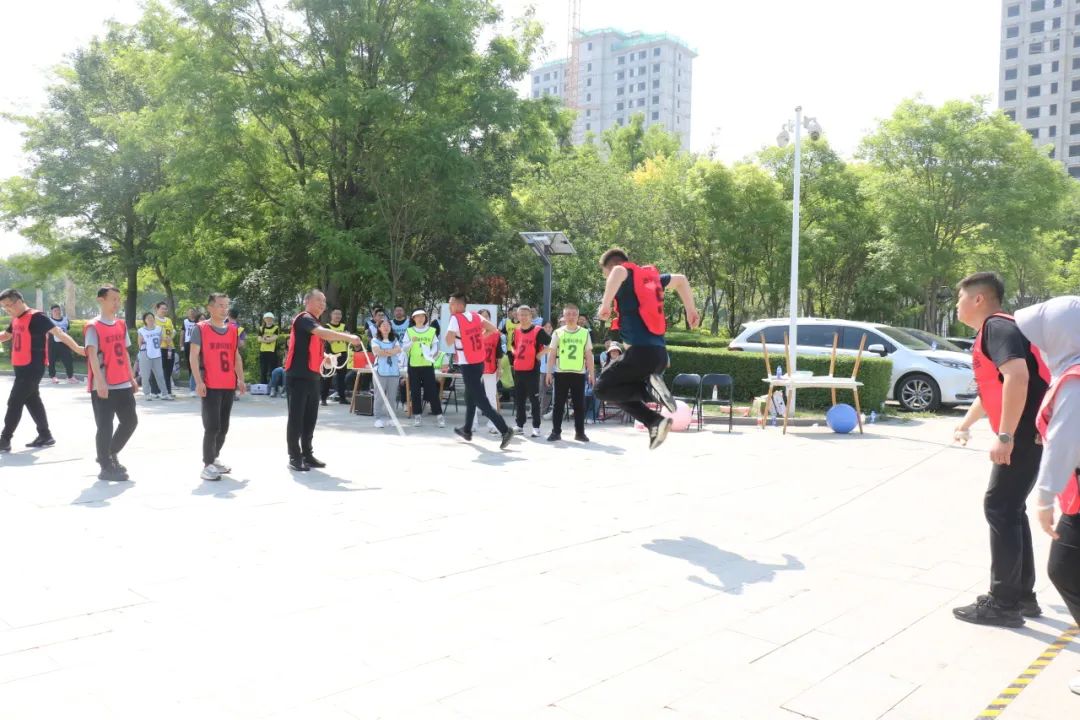 趣享运动，协进新程|这场趣味运动会嗨翻全场！(图11)