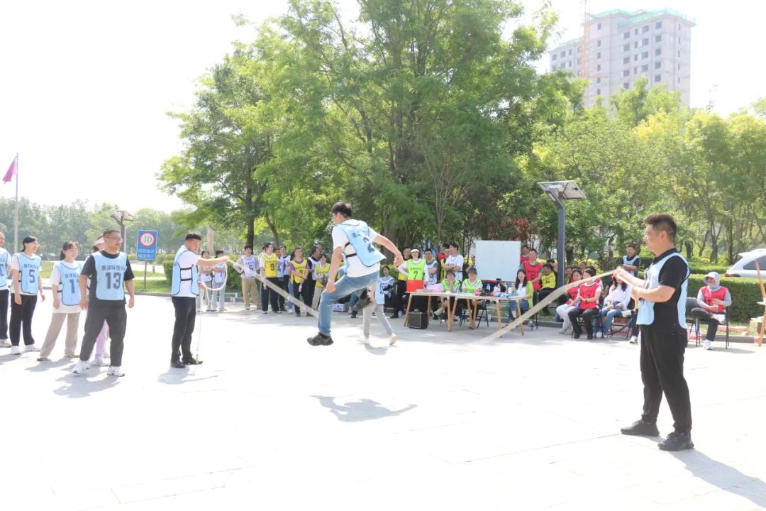 趣享运动，协进新程|这场趣味运动会嗨翻全场！(图12)