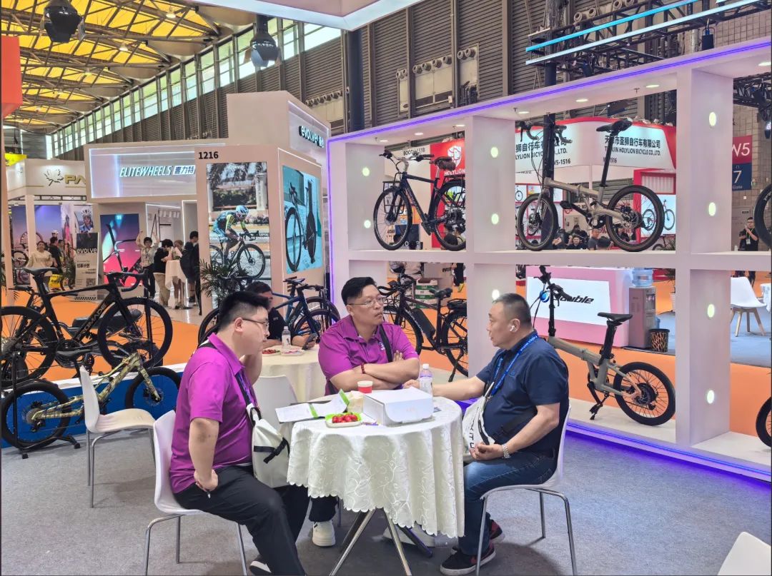 订单、机遇双丰收！精品人妻少妇嫩草AV无码专区，欧美性夜黄A片爽爽免费视频，欧美成人在线视频，欧美亚韩一区二区三区，欧美成人在线视频......企业闪耀自行车行业盛会(图4)