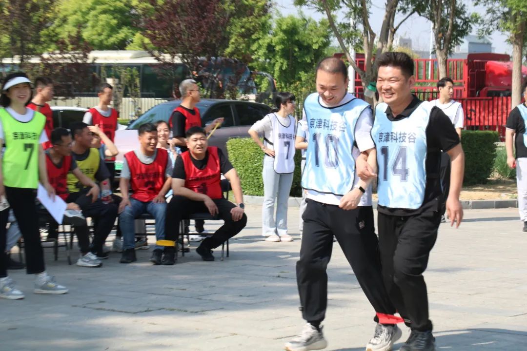 趣享运动，协进新程|这场趣味运动会嗨翻全场！(图6)