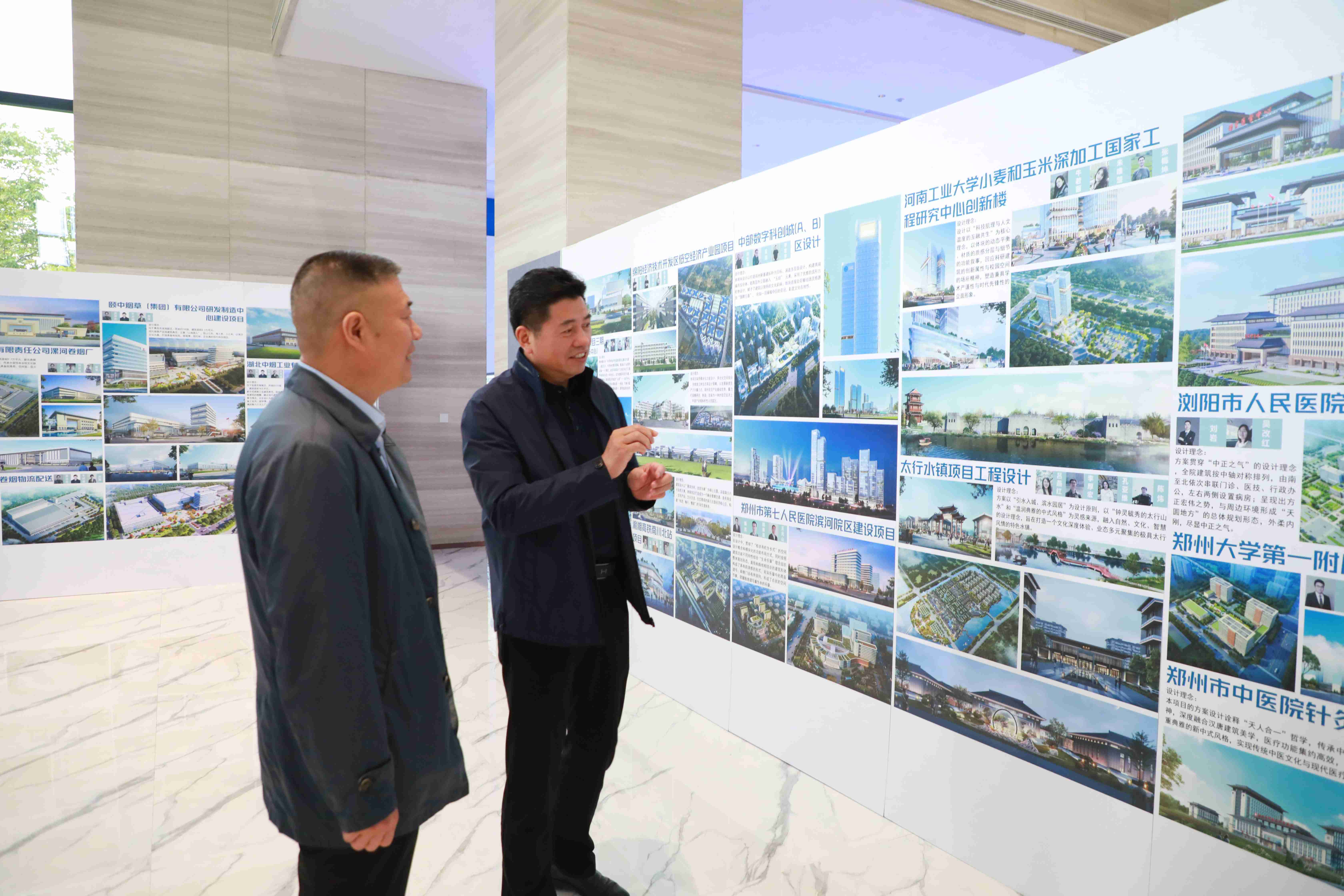 精品人妻少妇嫩草AV无码专区，欧美性夜黄A片爽爽免费视频，欧美成人在线视频，欧美亚韩一区二区三区，欧美成人在线视频......产业园与中机六院签署战略合作协议(图3)